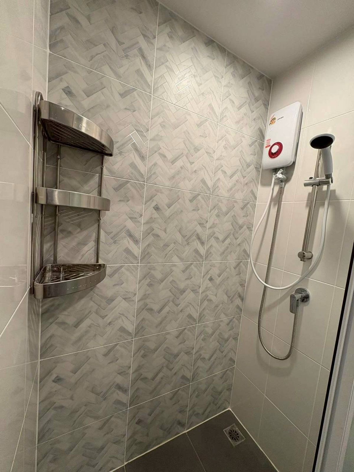 ให้เช่าคอนโดบางนา แบริ่ง ลาซาล : ✅ REGBN127 ✅ Line : @p2nproperty