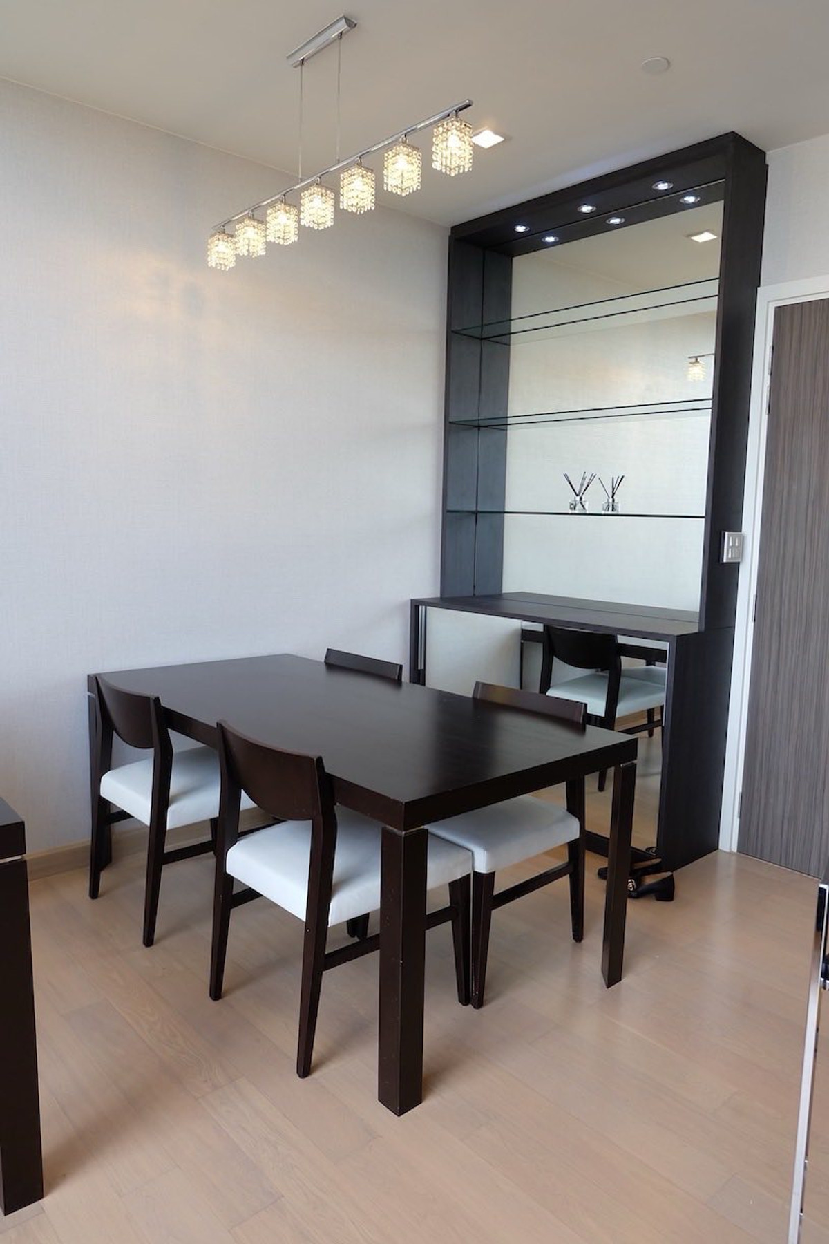 For RentCondoWongwianyai, Charoennakor : For rent: Urbano Absolute Sathon-Taksin, High-End Duplex Penthouse room, high floor, panoramic view, Sathorn.