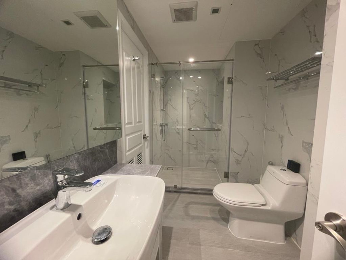 For RentCondoWitthayu, Chidlom, Langsuan, Ploenchit : Sithakarn Chidlom 3bed 240sqm 95,000/month