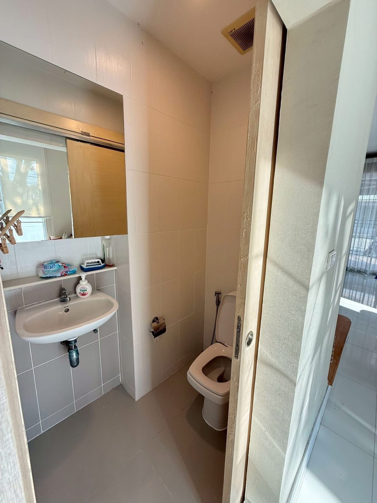 ให้เช่าทาวน์โฮมเกษตร นวมินทร์ ลาดปลาเค้า : ให้เช่าทาวน์โฮมหลังมุม บ้านกลางเมือง เกษตร–นวมินทร์ (นวมินทร์ 70) ใกล้แฟชั่นไอส์แลนด์