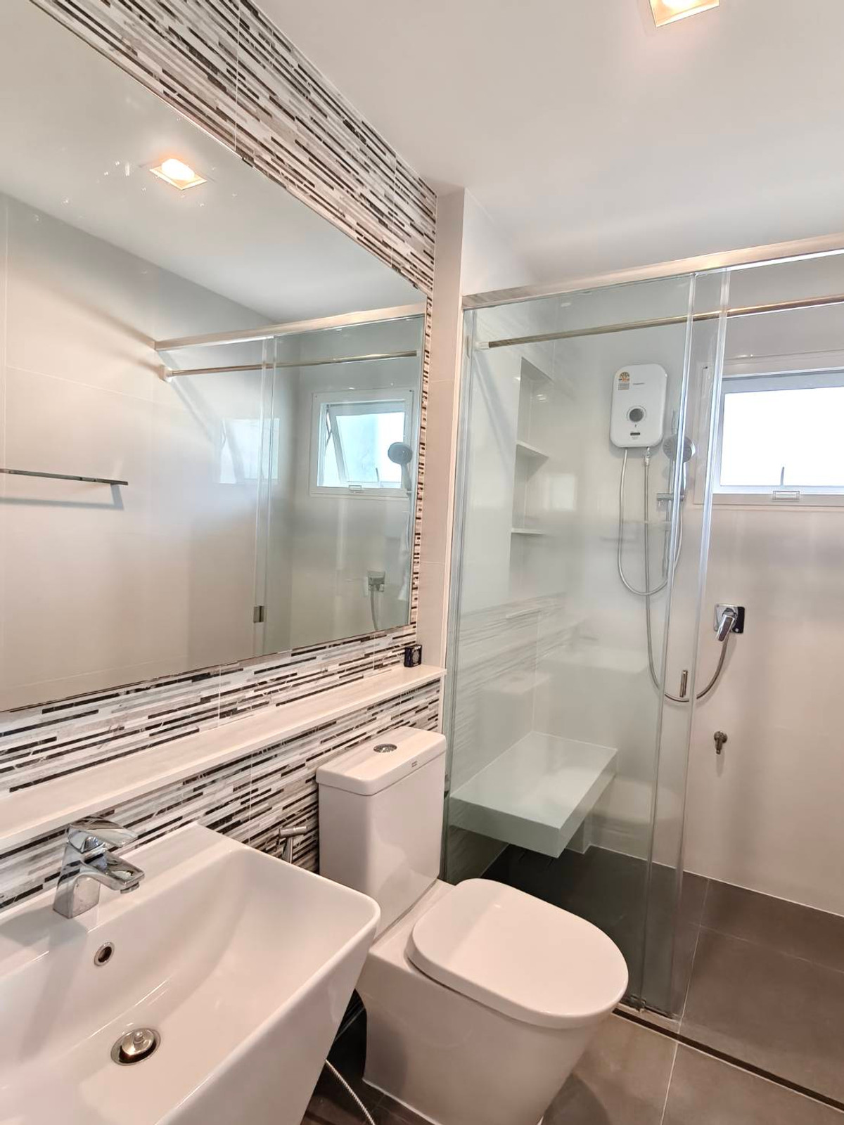 For RentHouseBangna, Bearing, Lasalle : Single-Detached House for Rent: Mantana 2 Bangna Km.7 near Mega Bangna