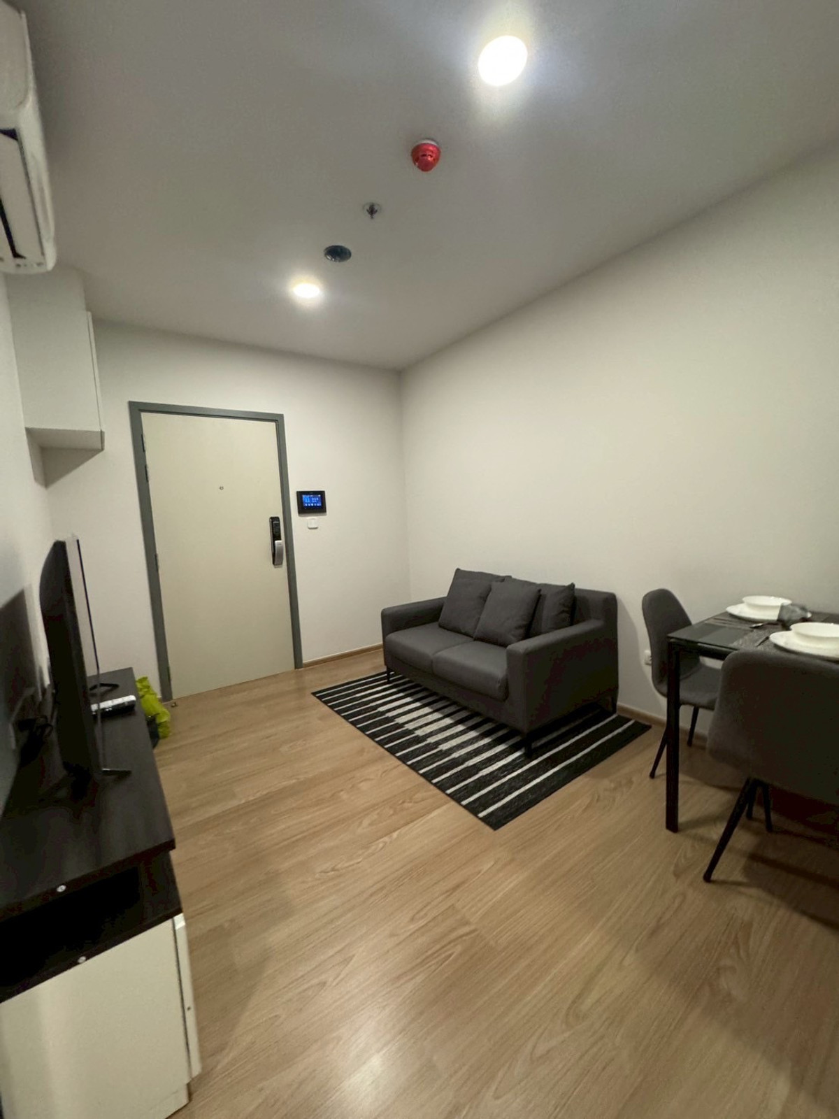 ให้เช่าคอนโดปิ่นเกล้า จรัญสนิทวงศ์ : ให้เช่า คอนโดชีวาทัย ปิ่นเกล้า ใกล้ศิริราช ใกล้ธรรมศาสตร์ท่าพระจันทร์