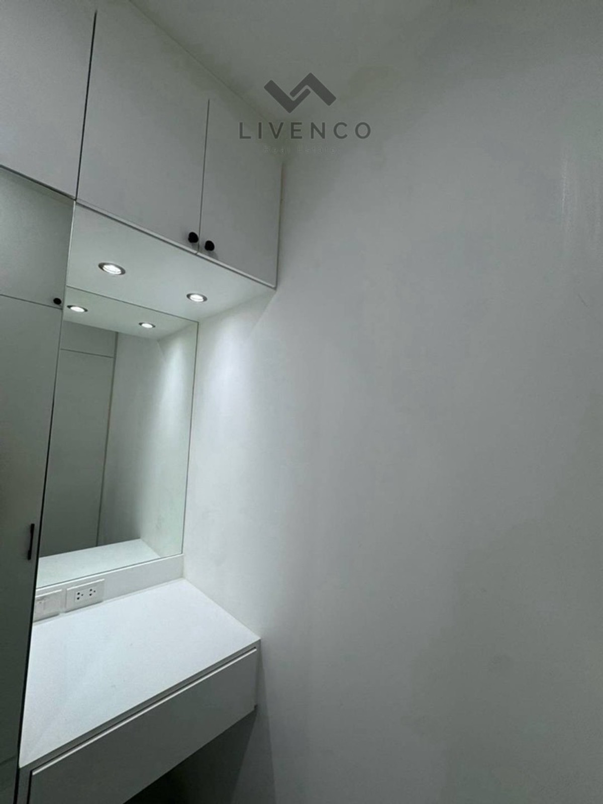 ขายบ้านสมุทรปราการ สำโรง : ขายบ้านเดี่ยว หมู่บ้านภัสสร (บางนา)
(Passorn 25 Bangna)
(LVC40004)