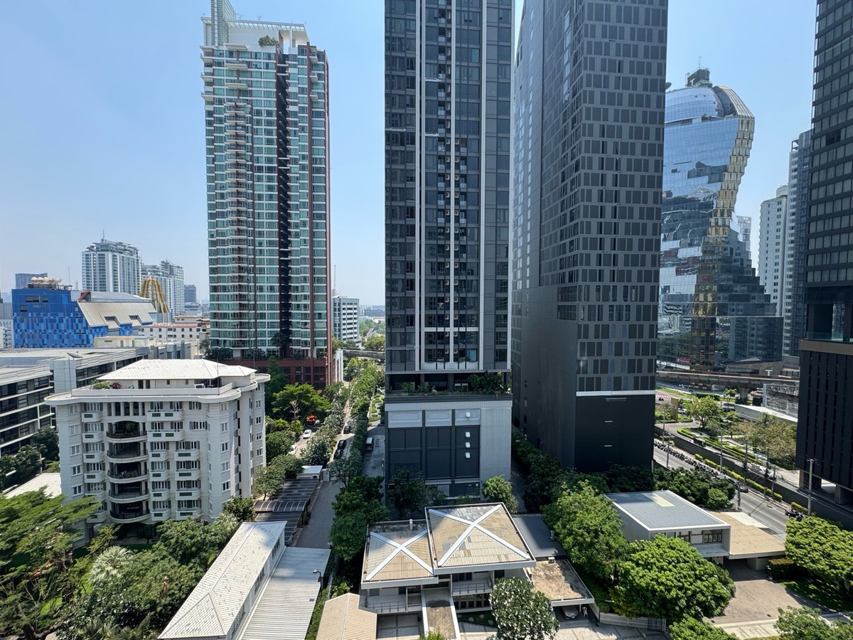 ขายคอนโดสุขุมวิท อโศก ทองหล่อ : 🔥 ขายด่วน! คอนโดทำเลทอง “ทองหล่อ” ราคาดี น่าลงทุน 🔥 Culture Thonglor  
🛏️ Studio 26sq.m. 3.99mb. 
📞Phat 064-642-8664