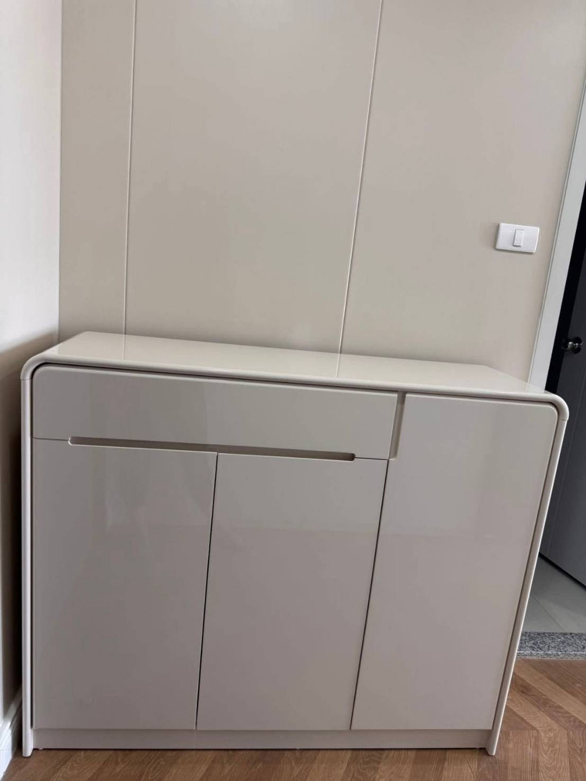 For RentCondoRamkhamhaeng, Hua Mak : Condo for rent Supalai Veranda Ramkhamhaeng, beautiful built-ins.