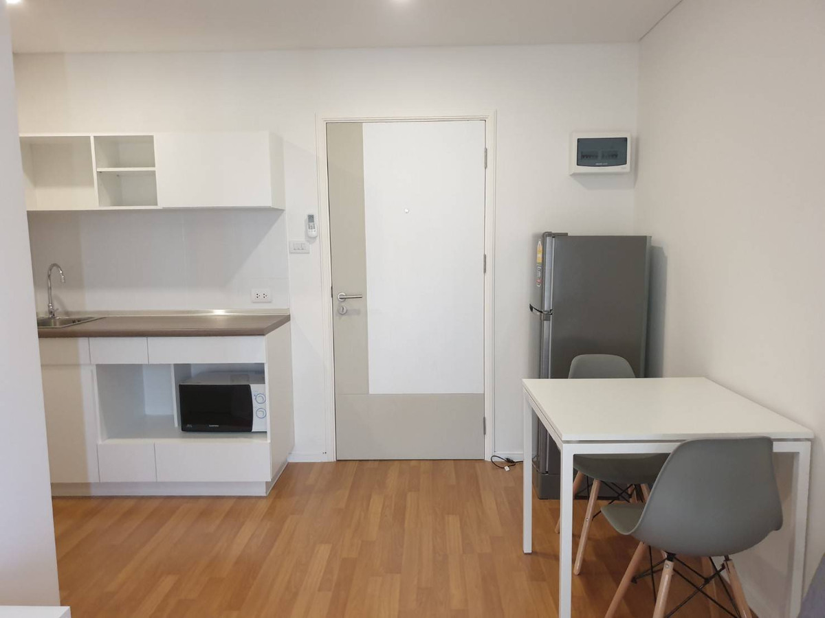 ให้เช่าคอนโดบางนา แบริ่ง ลาซาล : ❤️💚ให้เช่าห้อง 1 Bed 30Sq.m. ตึก A ชั้น 8 ราคา 7,500 บาท เครื่องใช้ไฟฟ้าครบ❤️💚