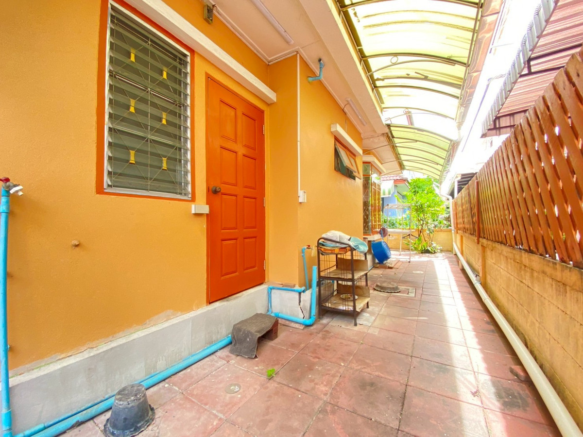 ขายบ้านสมุทรปราการ สำโรง : ขายบ้านเดี่ยว 2 ชั้น พร้อมอยู่ หมู่บ้านวรารมย์ เลควิลล์ บางพลี-สมุทรปราการ บ้านแต่งสวย ต่อเติมครบ | ทำเลดี | 