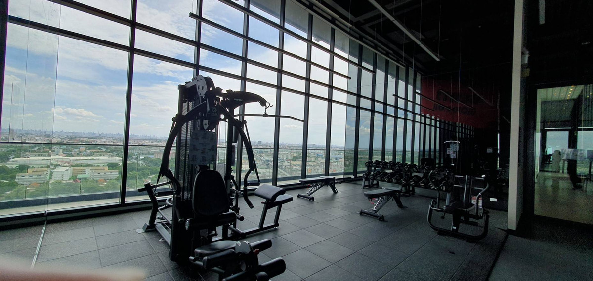 ให้เช่าคอนโดมีนบุรี-ร่มเกล้า : คอนโดให้เช่า 𝗧𝗛𝗘 𝗢𝗥𝗜𝗚𝗜𝗡 𝗥𝗔𝗠 𝟮𝟬𝟵 𝗜𝗡𝗧𝗘𝗥𝗖𝗛𝗔𝗡𝗚𝗘 1 bedroom plus 31 ตร.ม. ทำเลดี วิวพระอาทิตย์ขึ้น