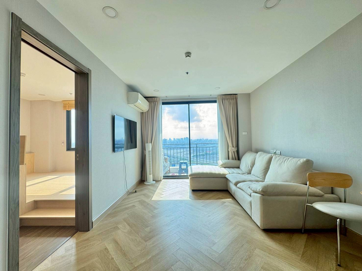 ขายคอนโดรัชดา ห้วยขวาง : ขายคอนโด Artisan Ratchada รัชดา-ห้วยขวาง 45ตรม. 1นอน 1รับแขก ตึก A ใหม่ พร้อมเข้าอยู่ 3.99ลบ.