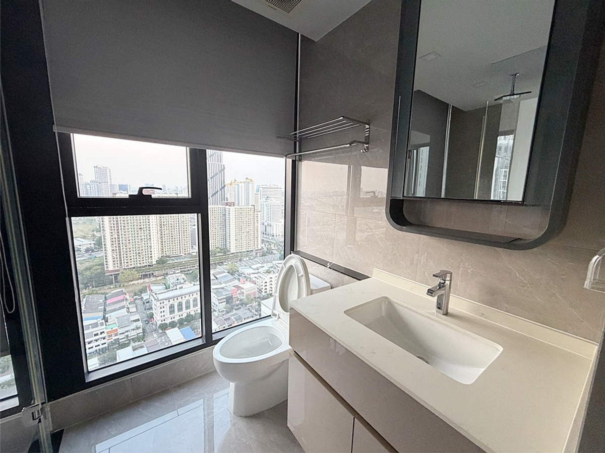 ขายคอนโดพระราม 9 เพชรบุรีตัดใหม่ RCA : สอบถามโทร : 095-254-6826 Condo One9Five Asoke-Rama 9 (โควต้าต่างชาติ-ไทย) ขนาด 69.5 ตารางเมตร 2 ห้องนอน 2 ห้องน้ำ ชั้น27 ตึกB ขายถูกกว่าโครงการ