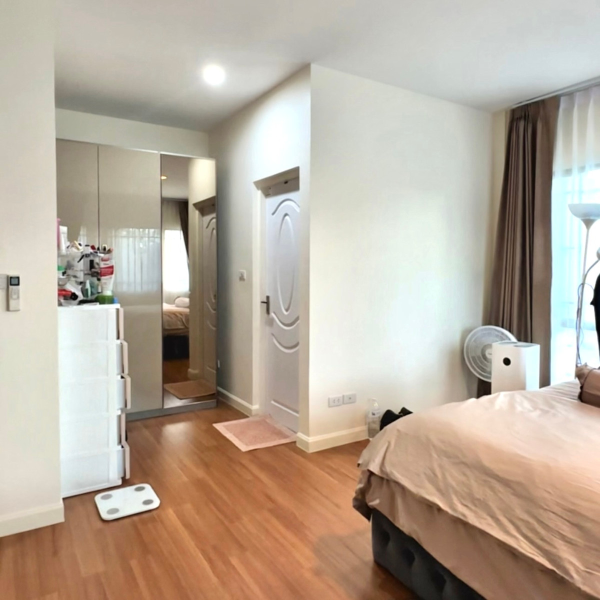 ขายบ้านนวมินทร์ รามอินทรา : ขายบ้านโครงการคุณภาพ วิวทะเลสาบ บรรยากาศดี 