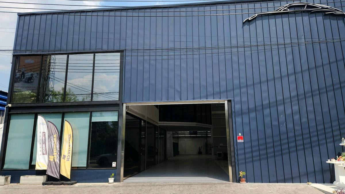 For RentShowroomRama9, Petchburi, RCA : Showroom for rent with service center, 500 sq m, Rama 9