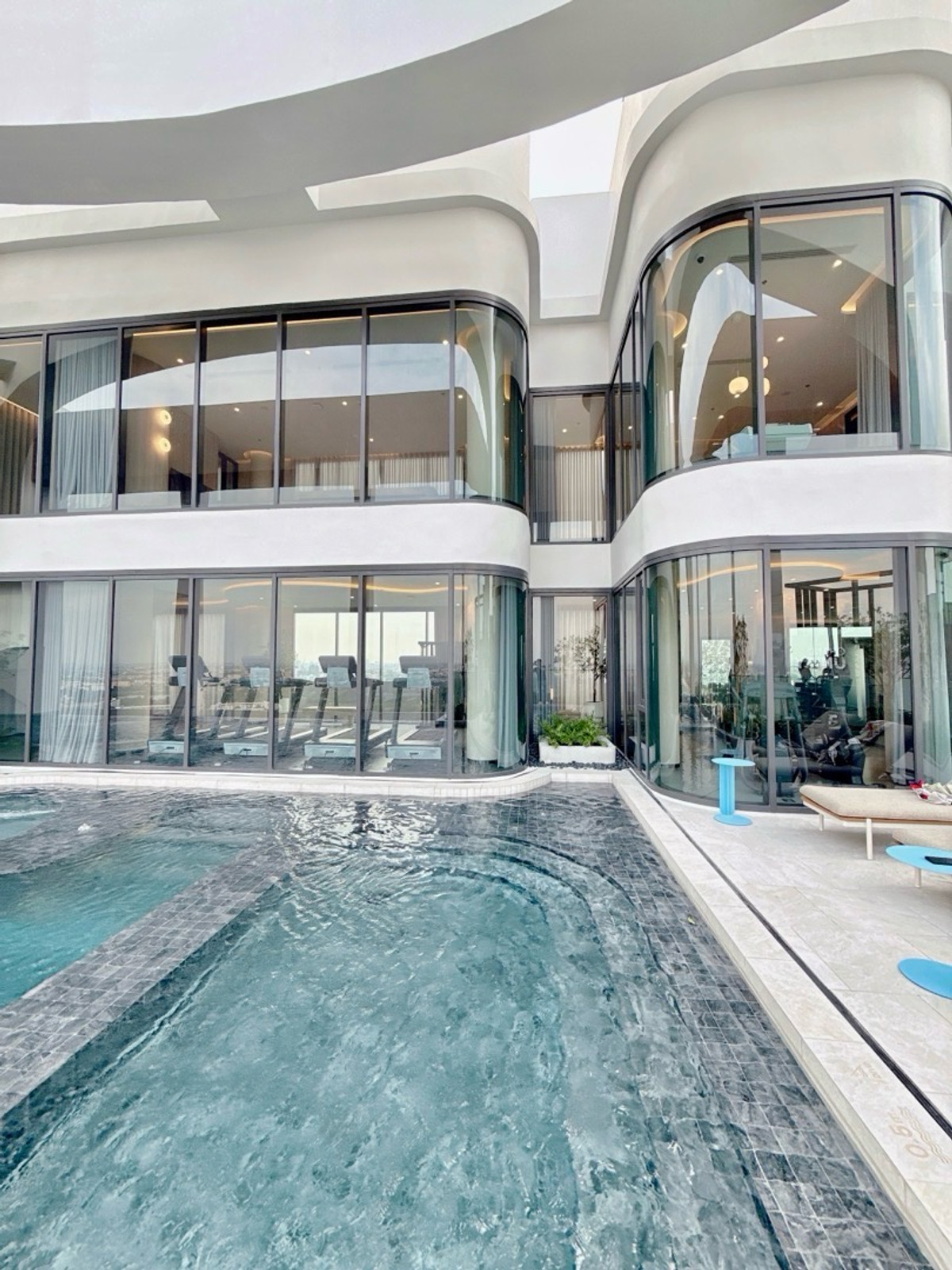 For SaleCondoKasetsart, Ratchayothin : 𝐂𝐎𝐁𝐄 Kaset-Sripatum, free down payment 𝐎 baht, light installments 𝟖,𝟗𝟎𝟎/month, new room, first hand, complete, ready to move in.