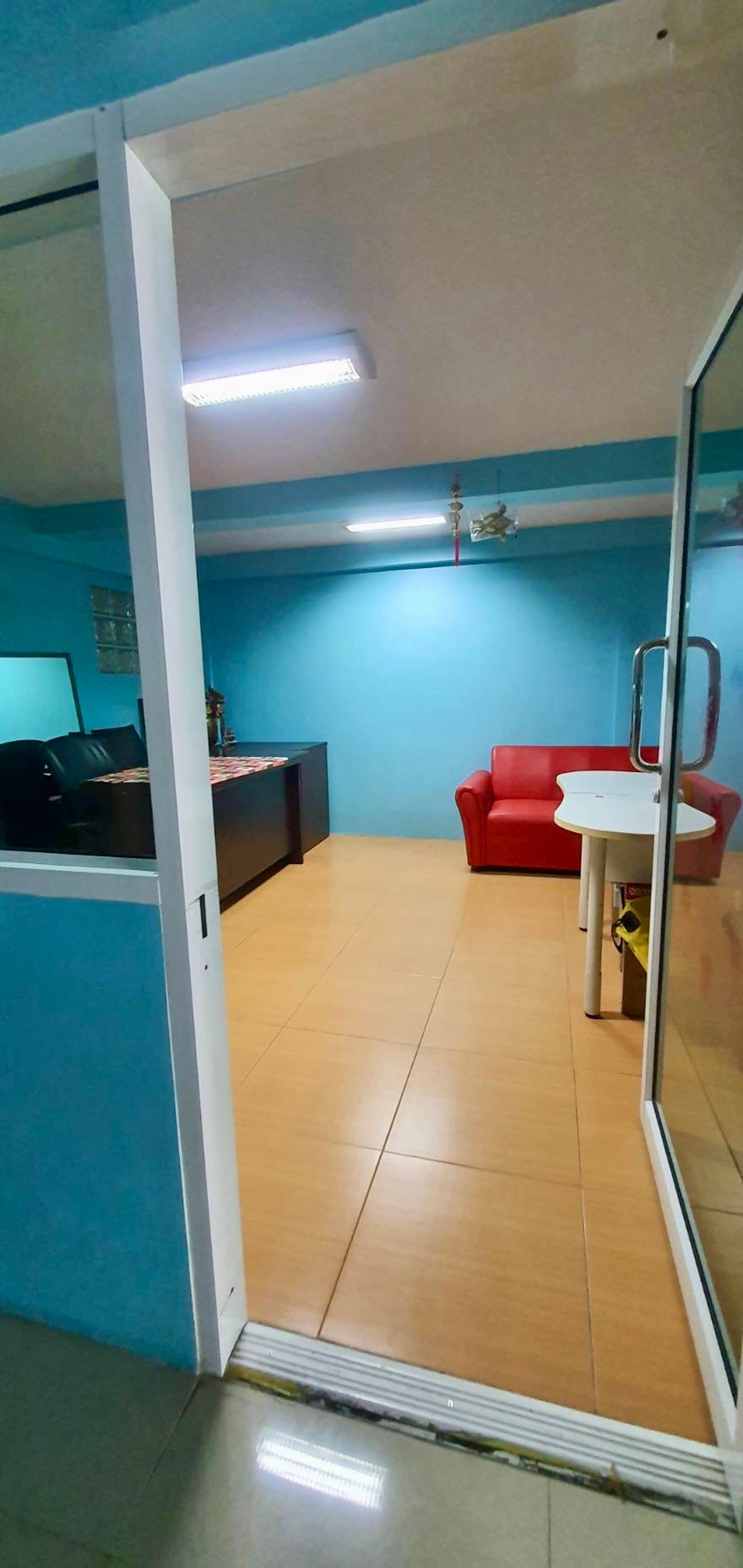 For SaleShop HouseOnnut, Udomsuk : Commercial building, 2 units, Soi Sukhumvit 101/1 / 6 bedrooms (for sale), Commercial Building Sukhumvit 101/1 / 6 Bedrooms (FOR SALE) GNG048