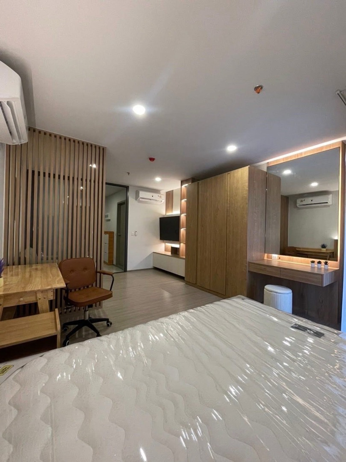 For RentCondoKhlongtoei, Kluaynamthai : ✨ New room, first hand, open view, not blocked | Aspire Sukhumvit-Rama 4 ✨