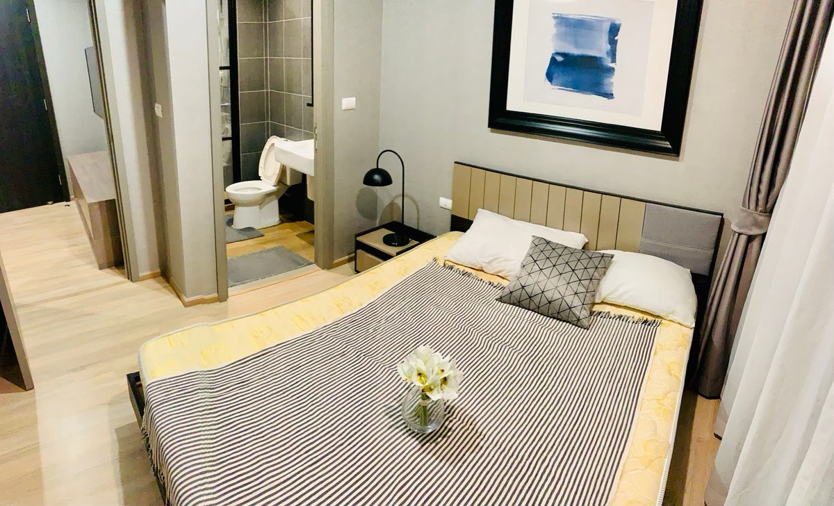 ให้เช่าคอนโดพระราม 9 เพชรบุรีตัดใหม่ RCA : ให้เช่า The Base Garden Rama9 พร้อมอยู่