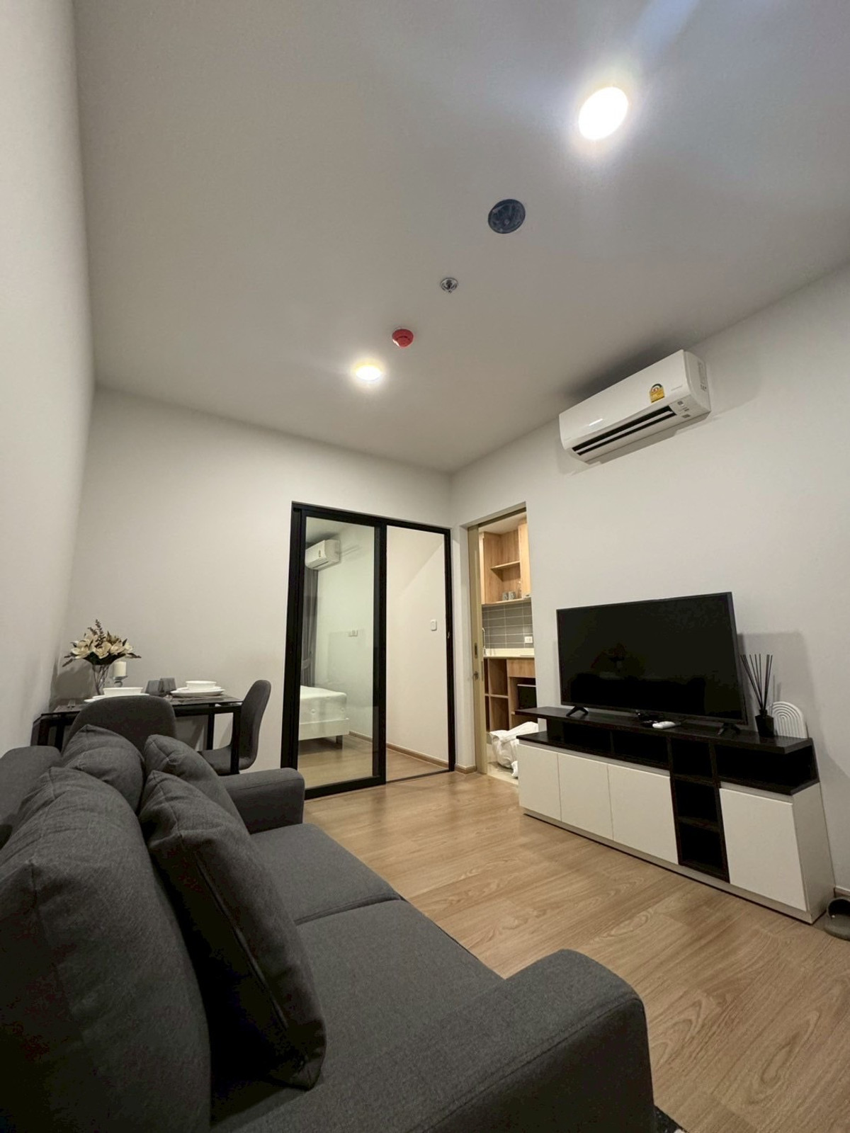 ให้เช่าคอนโดปิ่นเกล้า จรัญสนิทวงศ์ : ให้เช่า คอนโดชีวาทัย ปิ่นเกล้า ใกล้ศิริราช ใกล้ธรรมศาสตร์ท่าพระจันทร์