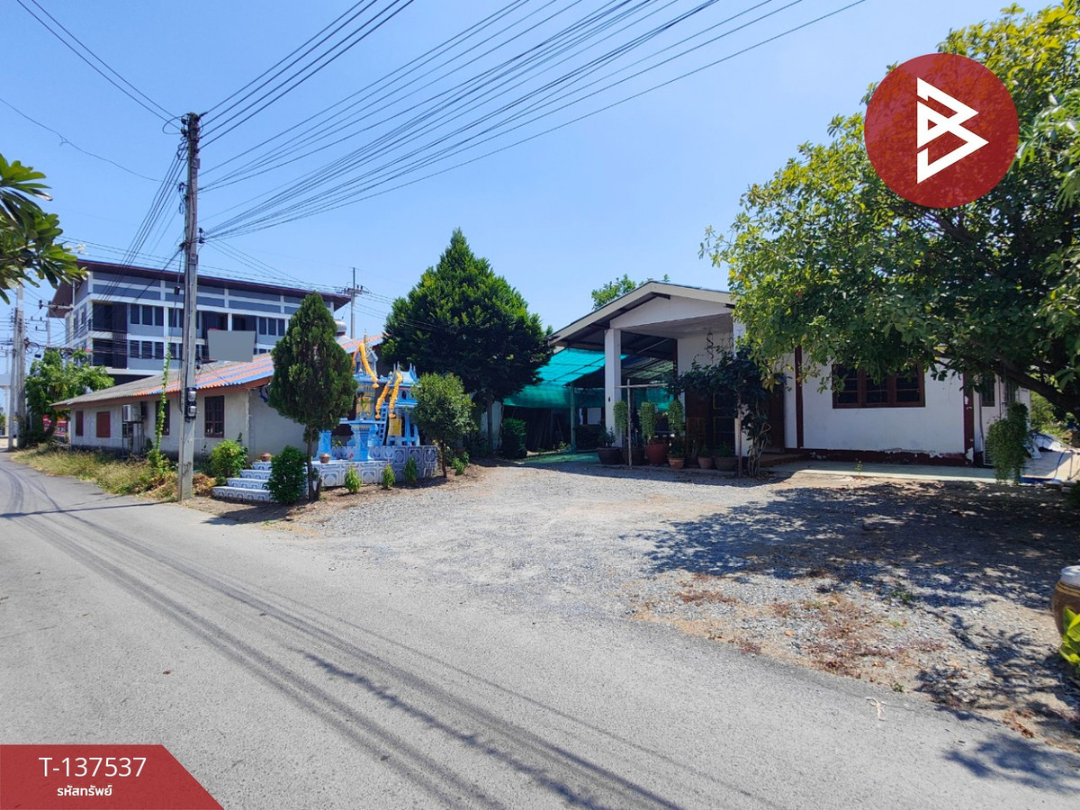 ขายบ้านนครปฐม : ขายบ้านเดี่ยวชั้นเดียว เนื้อที่ 1 งาน 14 ตารางวา นครปฐม ใกล้ศาลากลาง เดินทางสะดวก