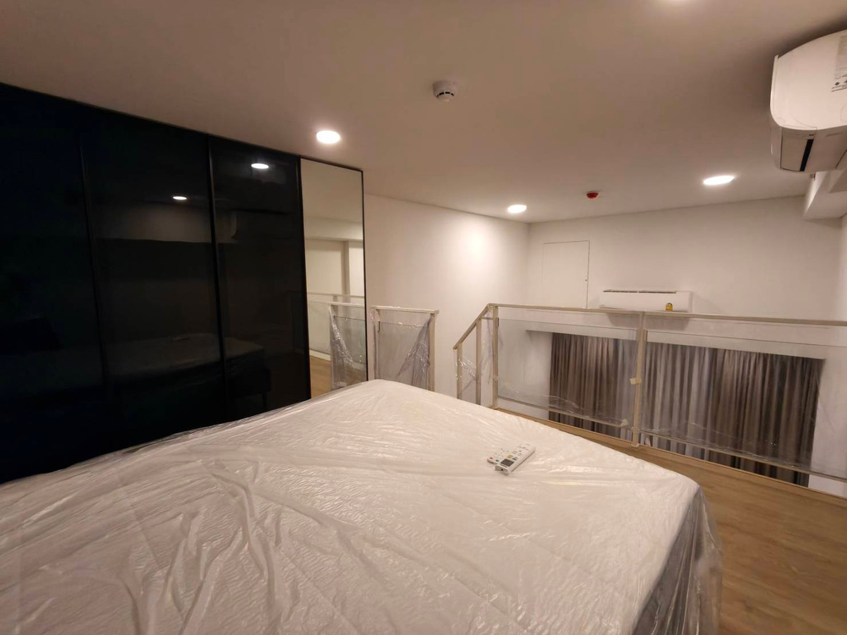 ให้เช่าคอนโดพระราม 9 เพชรบุรีตัดใหม่ RCA : เช่า  1 ห้องนอน Loft  Siamese Rama 9  