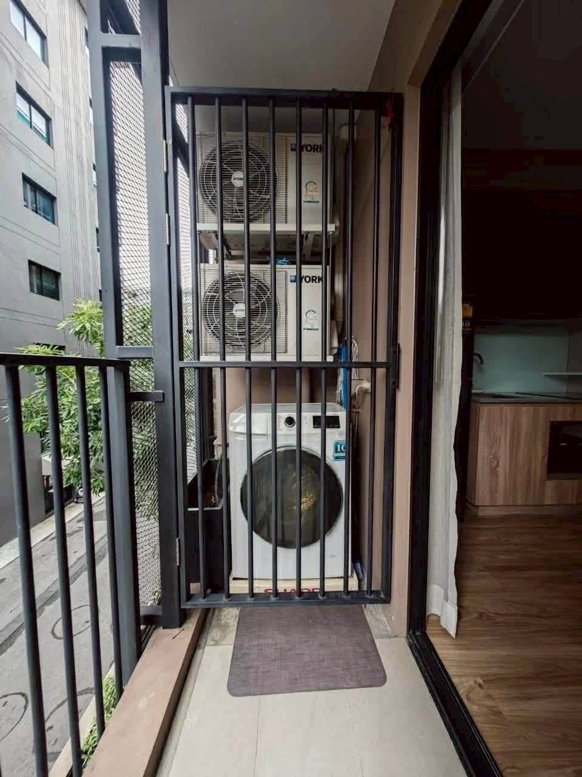 For RentCondoSathorn, Narathiwat : ✅ BLOS108 ✅ Line : @p2nproperty