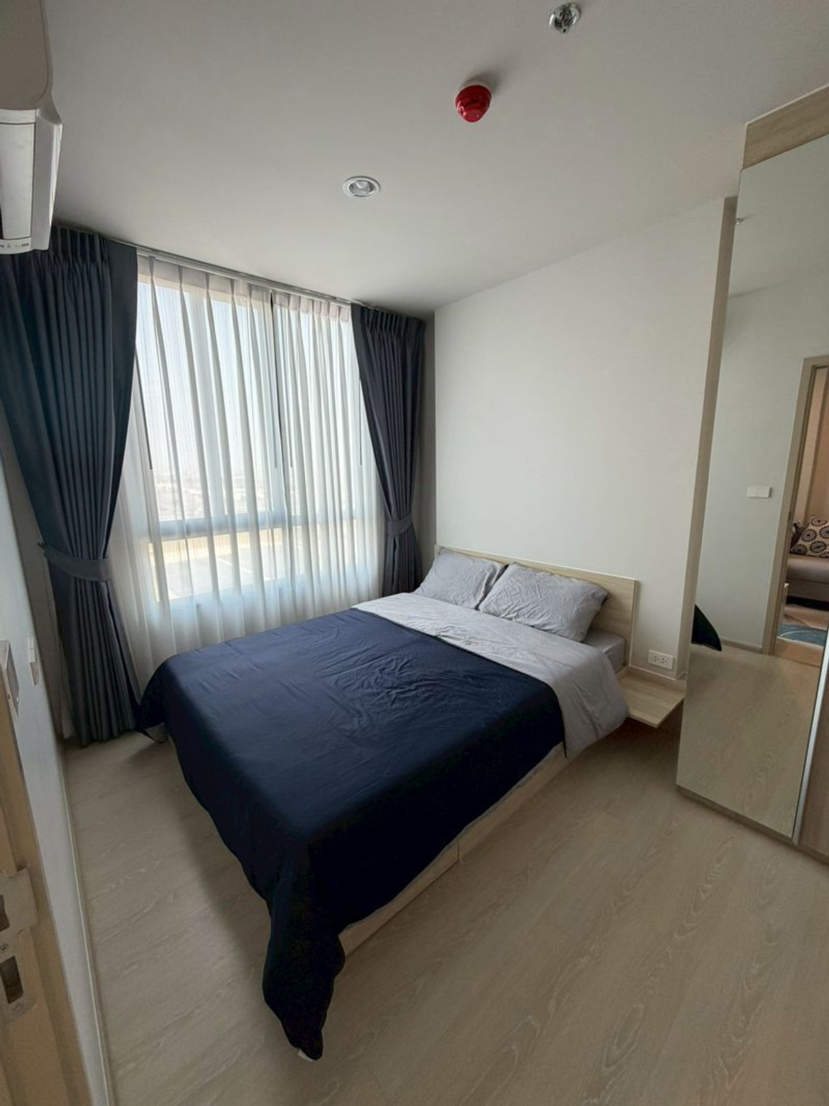 ให้เช่าคอนโดบางนา แบริ่ง ลาซาล : ให้เช่าห้อง 1 นอน 28 ตรม พร้อมอยู่ ทำเลดีในย่านบางนา เดิน 20 ก้าวถึง ห้างเมกาบางนา  NUE Mega Plus Bangna นิวเมกาพลัสบางนา ห้องใหม่ เฟอร์นิเจอร์ครบ 