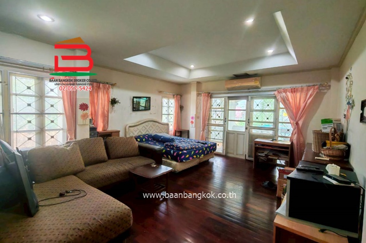 ขายที่ดินปทุมธานี รังสิต ธรรมศาสตร์ : ที่ดินพร้อมสิ่งปลูกสร้าง ซอยลำลูกกา คลอง 8 (ใกล้วัดดอนใหญ่) เนื้อที่ 1 ไร่ ตำบลลำลูกกา อำเภอลำลูกกา จังหวัดปทุมธานี