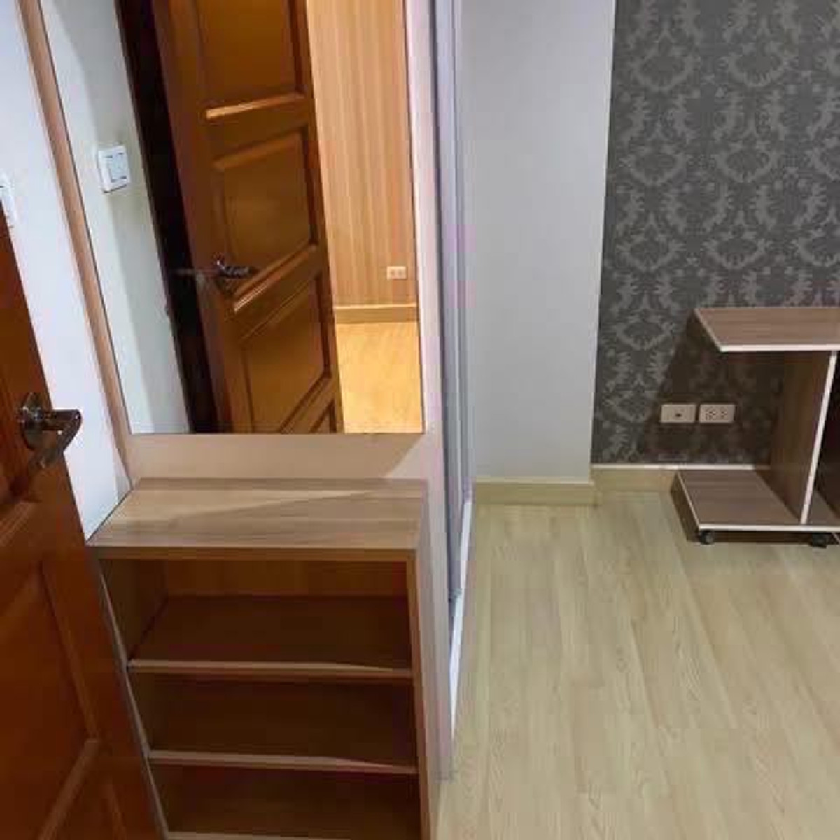 For SaleCondoRatchadapisek, Huaikwang, Suttisan : 🏴Condo for sale Emerald Residence Ratchada 📍near MRT Huai Khwang