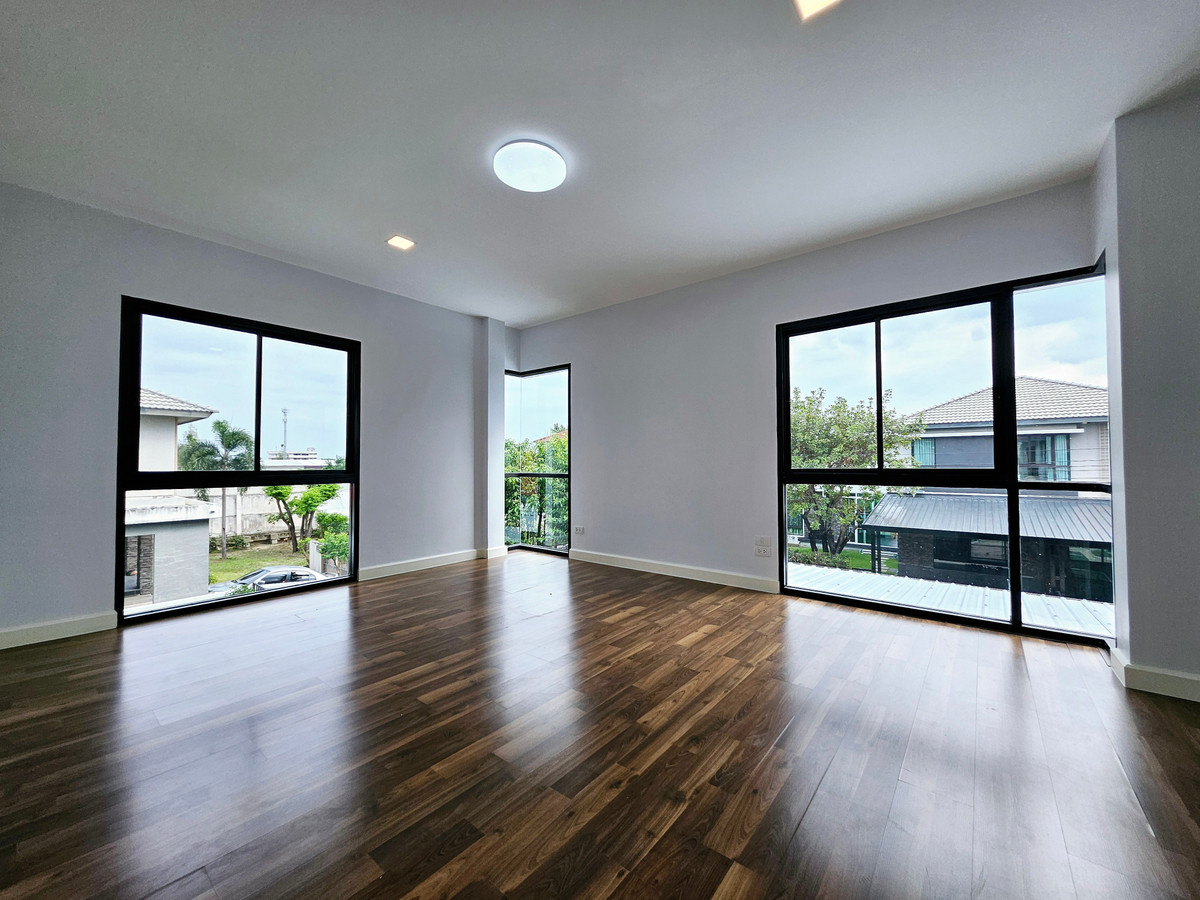 For RentHouseRama 2, Bang Khun Thian : Pet-Friendly ! 6-Bedroom Renovated Home with Private Garden✨