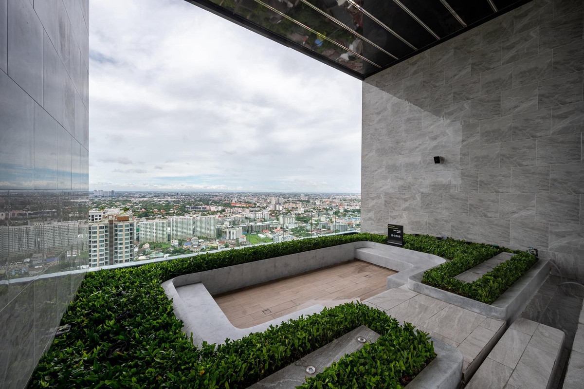 For RentCondoOnnut, Udomsuk : [For Rent] Knightsbridge Prime Onnut Condo @BTS On-Nut. Good location 16,500 baht/month. Beautiful unit. Safe from Earthquake incident.