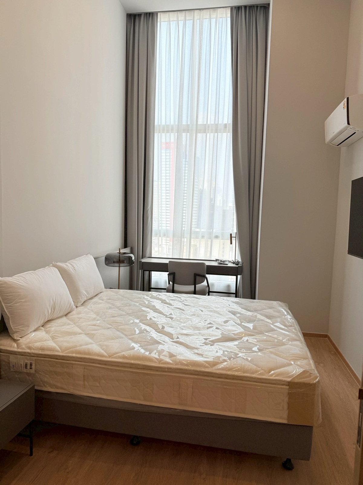 For RentCondoSiam Paragon ,Chulalongkorn,Samyan : For rent: Culture Chula, 2 bedrooms, 3 bathrooms, 2 parking spaces, cheapest price in the building. only here