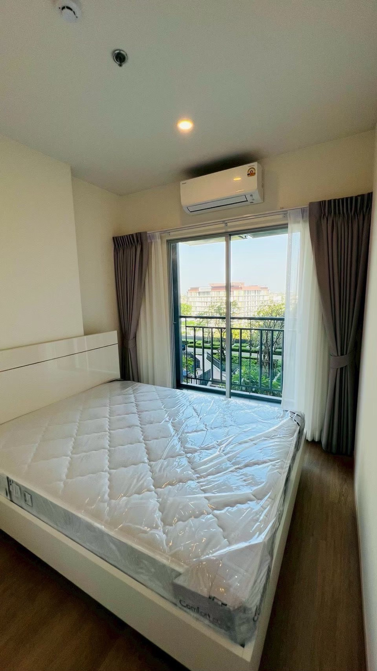 ให้เช่าคอนโดแจ้งวัฒนะ เมืองทอง : E270 🎉300369 ให้เช่าคอนโด Lumpini Place Chaengwattana-Pakkret Station