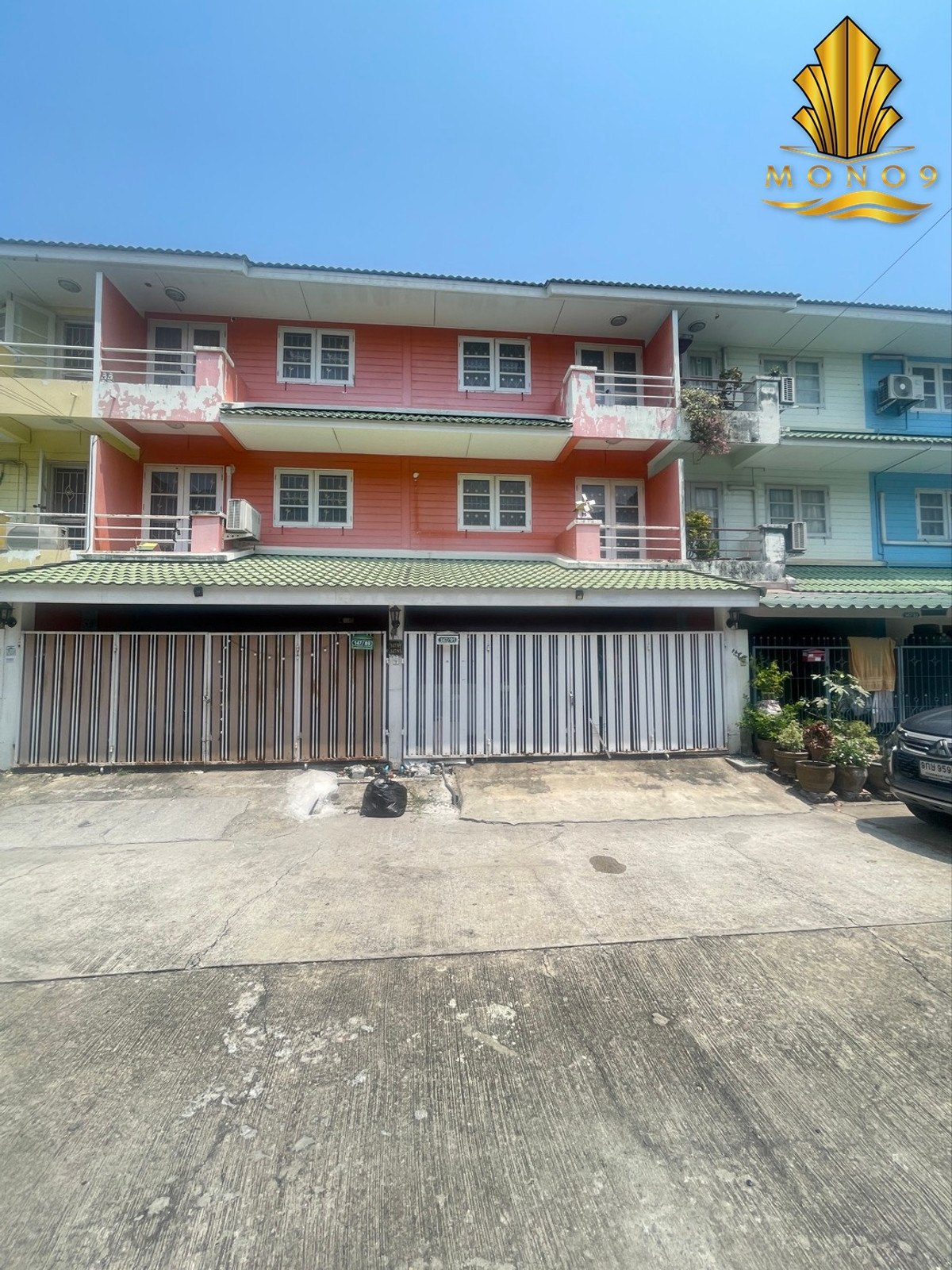 ขายทาวน์โฮมปทุมธานี รังสิต ธรรมศาสตร์ : ขายทาวน์เฮาส์ถูกที่สุด 3ชั้น  หมู่บ้านไพรินศิริ รังสิตนครนายก67  20  ตรว.ขายตามสภาพ