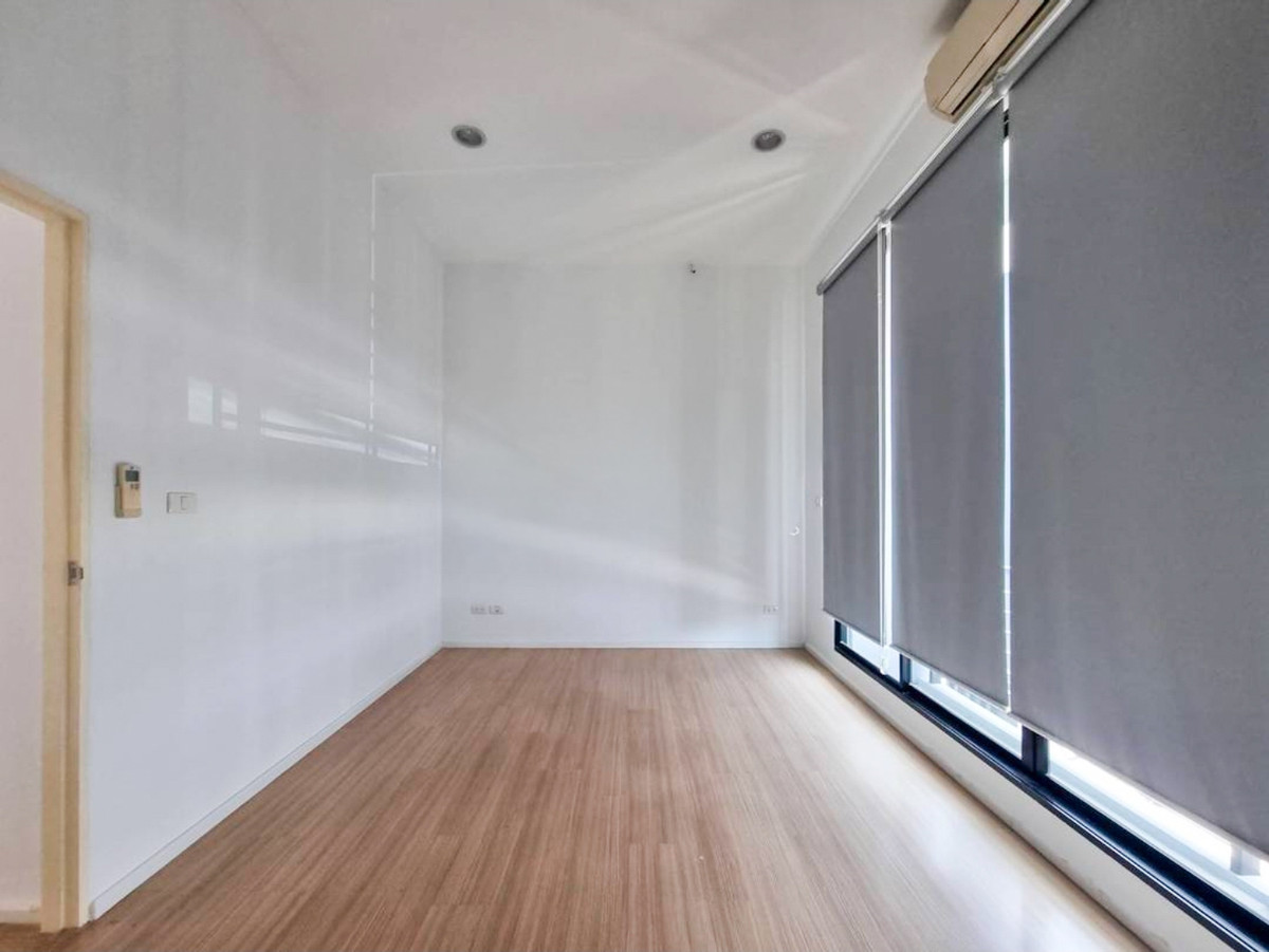 ให้เช่าทาวน์โฮมรามคำแหง หัวหมาก : ทาวน์โฮมให้เช่าใกล้ MRT สีส้ม รามคำแหง เชื่อมต่อได้ทั้งเส้น เลียบทางด่วน - รามคำแหง - พระราม 9 