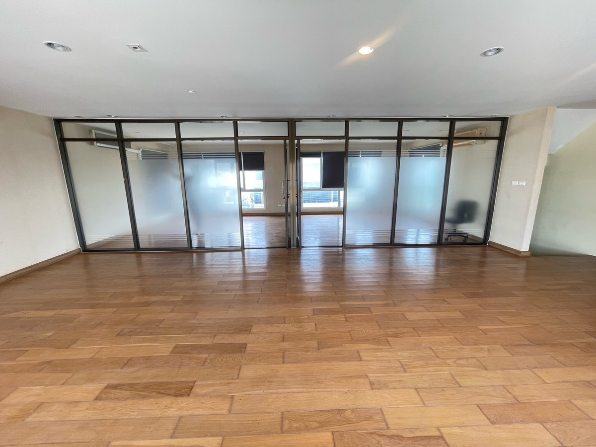 For RentHome OfficeSamut Prakan,Samrong : Premium Home Office for Rent: The Terminal Suvarnabhumi
The Ultimate Strategic Location for Logistics, Import-Export, and Modern Enterprises!