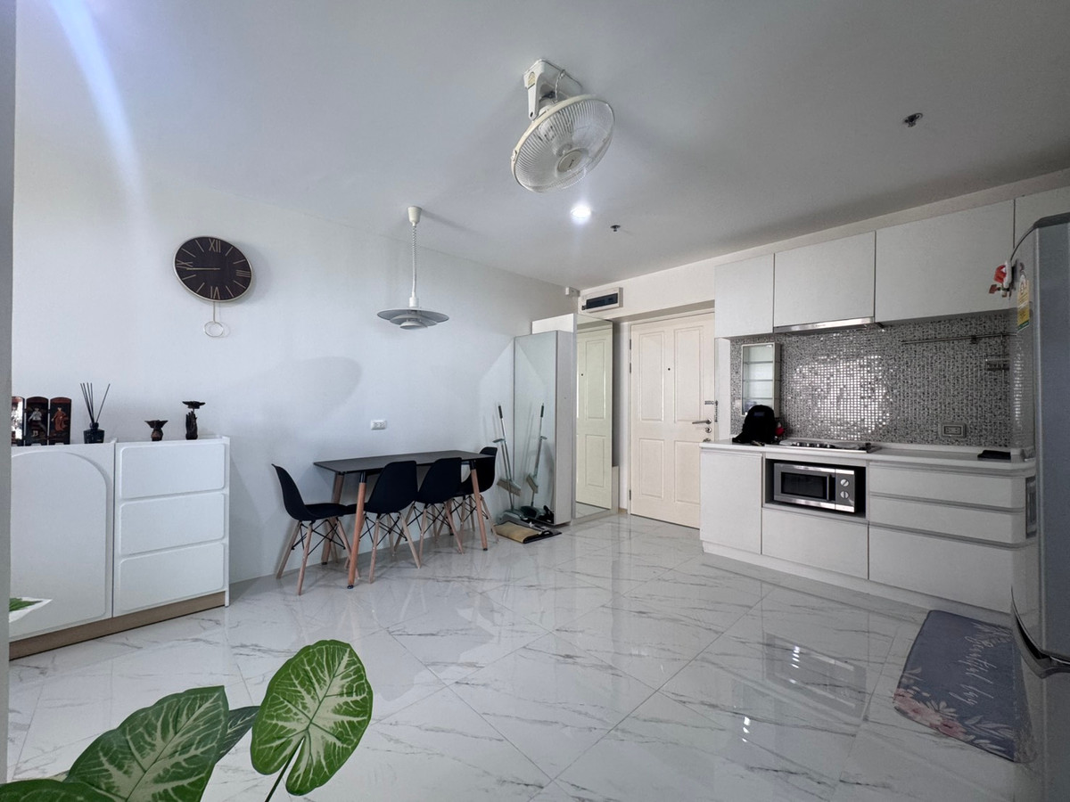 ให้เช่าคอนโดลาดพร้าว เซ็นทรัลลาดพร้าว : Sym Vibha Ladprao 2 ห้องนอน ห้องมุม รีโนเวทใหม่ ทำเลดีมาก ใกล้ central ladprao สวนจตุจักร, bts ,mrt