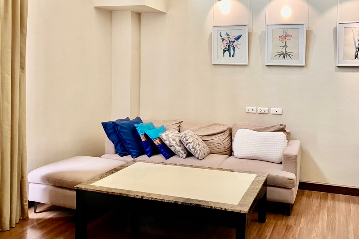For RentCondoNana, North Nana,Sukhumvit13, Soi Nana : 🔥 For Rent !! Rare Item !! The Trendy, 2 bedroom Duplex, 2 bathroom,  Wide living room, high floor 16+, modern style !!🔥Code C20230210218 furnished, ready to move in📣📣