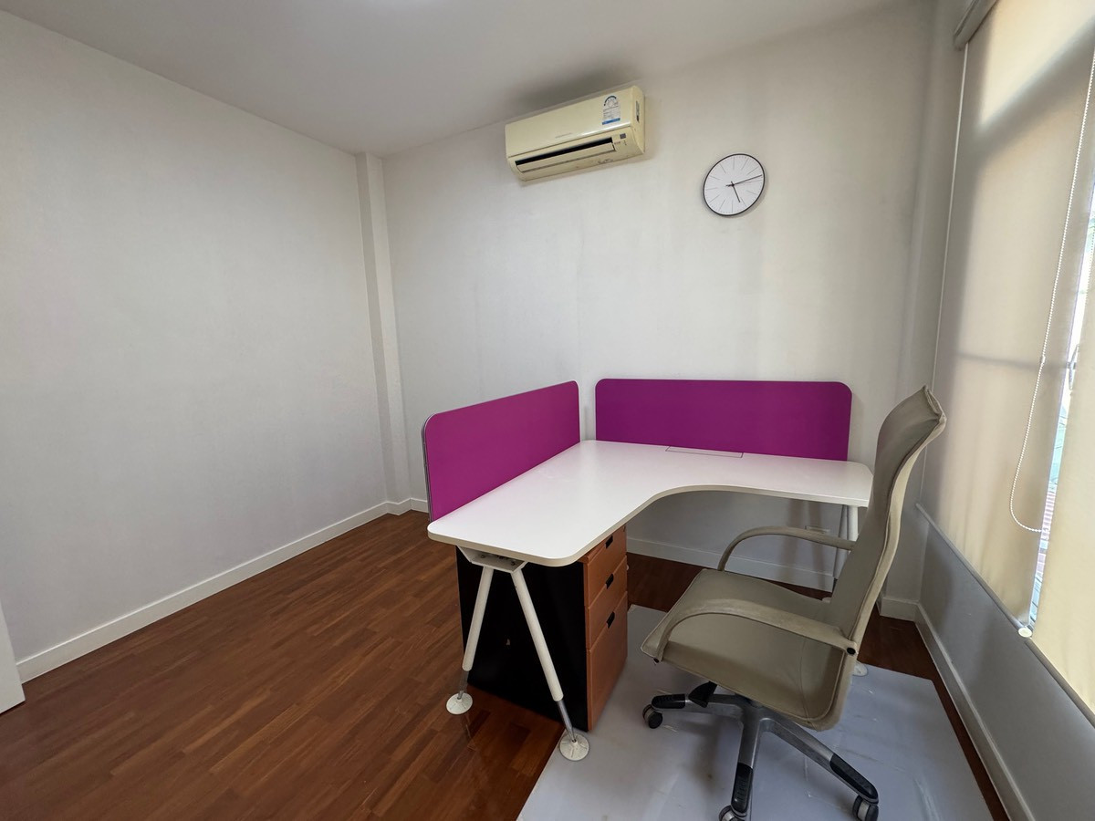 ให้เช่าบ้านเกษตร นวมินทร์ ลาดปลาเค้า : ให้เช่าบ้านเดี่ยว รสาสแปนิช คอร์ดยาร์ด เกษตร-นวมินทร์ บ้านรีโนเวทใหม่ พร้อมเข้าอยู่ (N.2057)