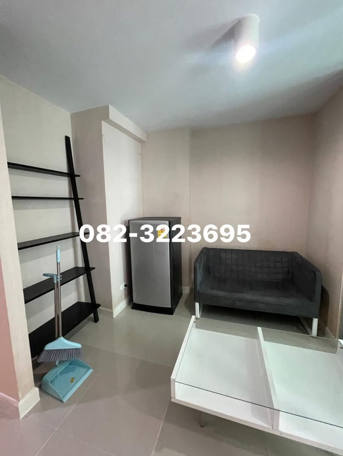 For RentCondoBangna, Bearing, Lasalle : Ready to move in, Swift Condo, Soi ABAC Bangna KM 26, has a washing machine. If interested, contact 082-3223695 🟨