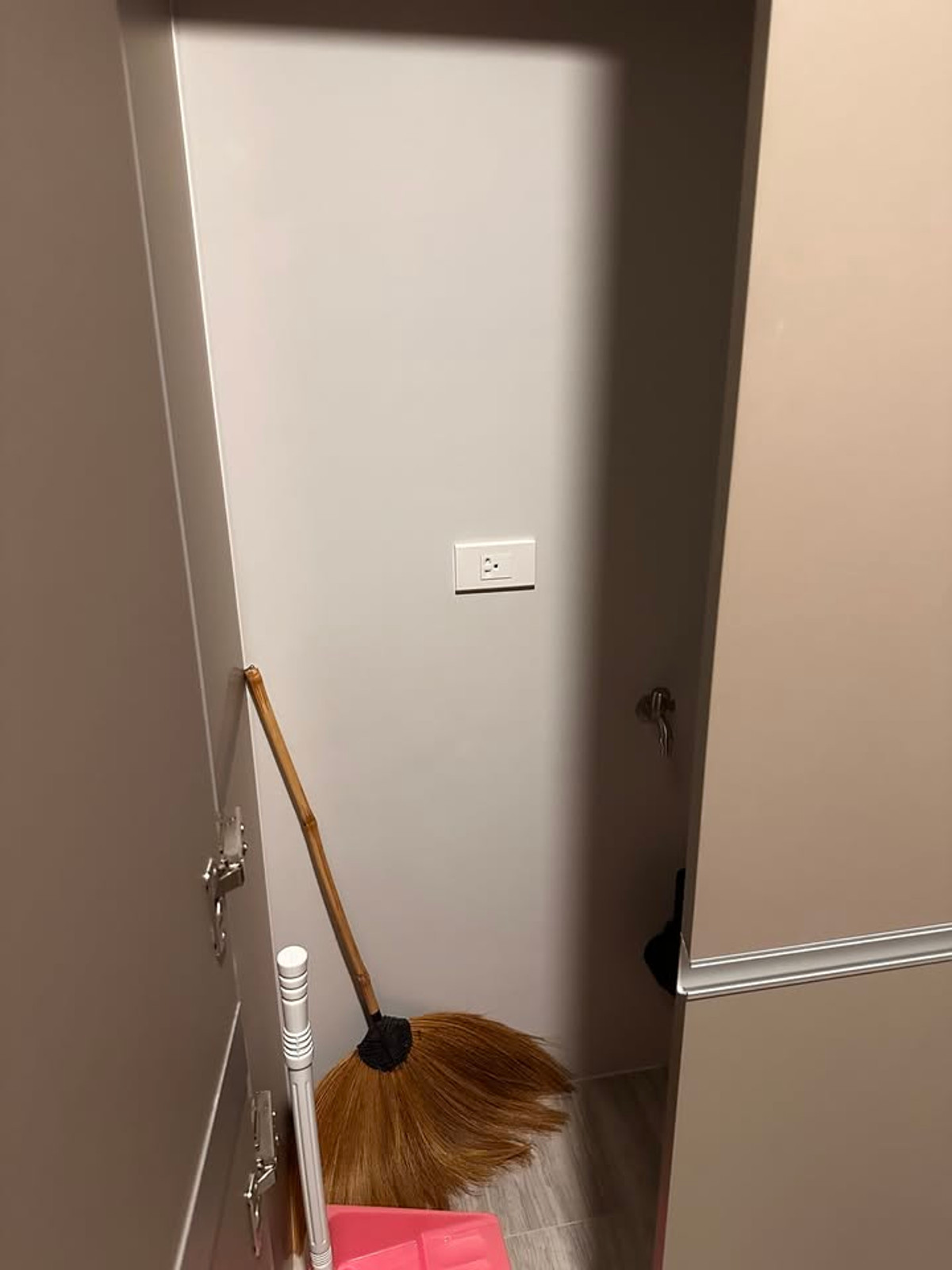 ให้เช่าคอนโดบางนา แบริ่ง ลาซาล : ให้เช่า Whizdom the forestias ปล่อยเช่าด่วน 30k! 1 ห้องนอนแต่งหรู Digital Lock ครบเซ็ต ใกล้ BTS