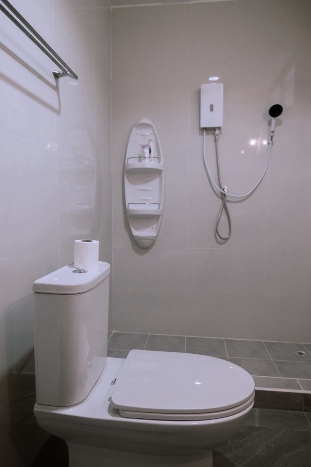 ขายบ้านปากช่อง เขาใหญ่ : ขายบ้านเขาใหญ่ หมูสี 4 ห้องนอน ที่ดิน 253 ตร.ว บ้านพักตากอากาศใกล้อุทยาน เหมาะอยู่อาศัยและลงทุนปล่อยเช่า 
