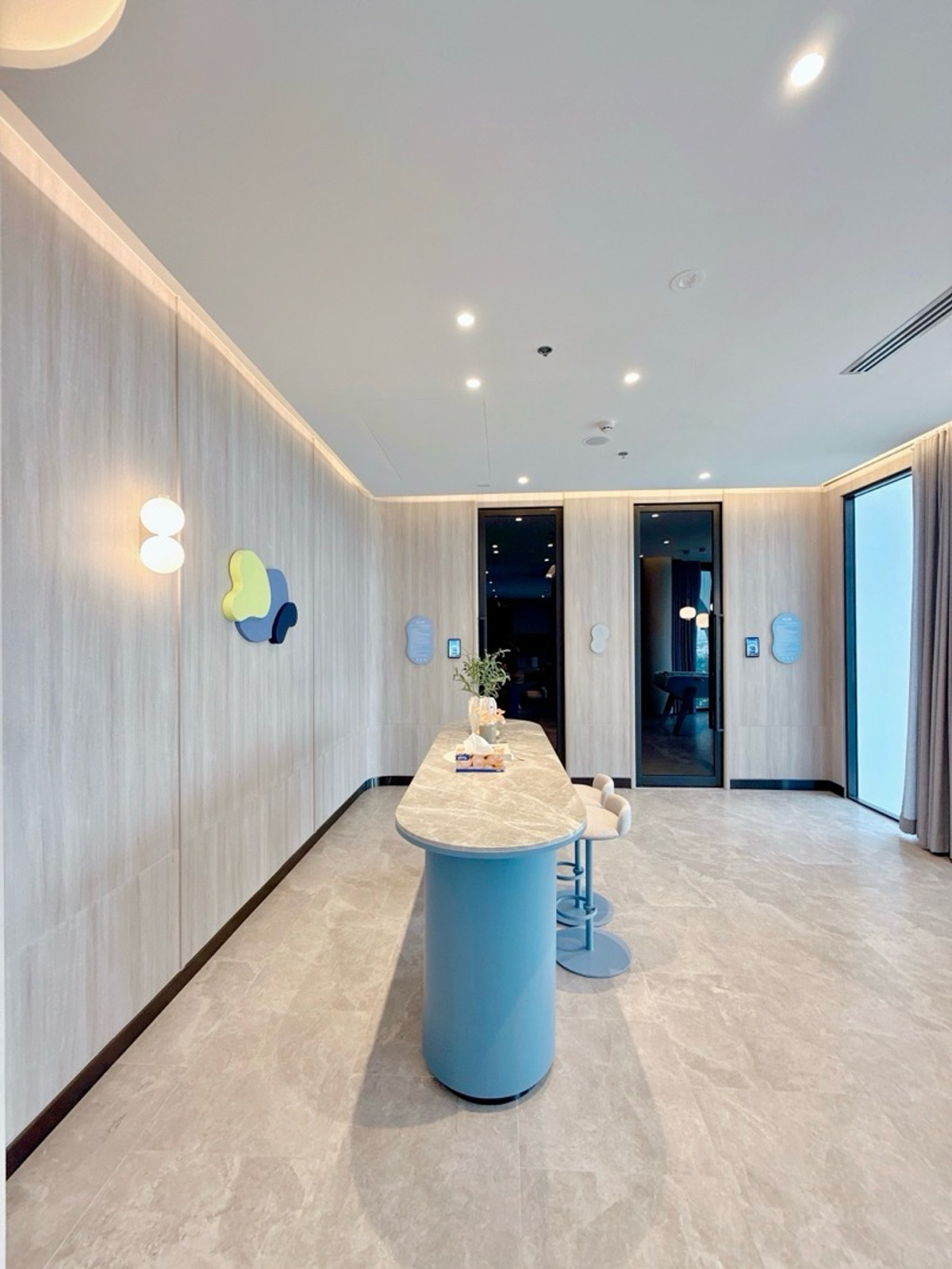 For SaleCondoKasetsart, Ratchayothin : 𝐂𝐎𝐁𝐄 Kaset Sripatum 𝐅𝐑𝐄𝐄 down payment 𝐎 baht, installments 𝟗,𝟓𝟎𝟎/month, new room from the project, best price.