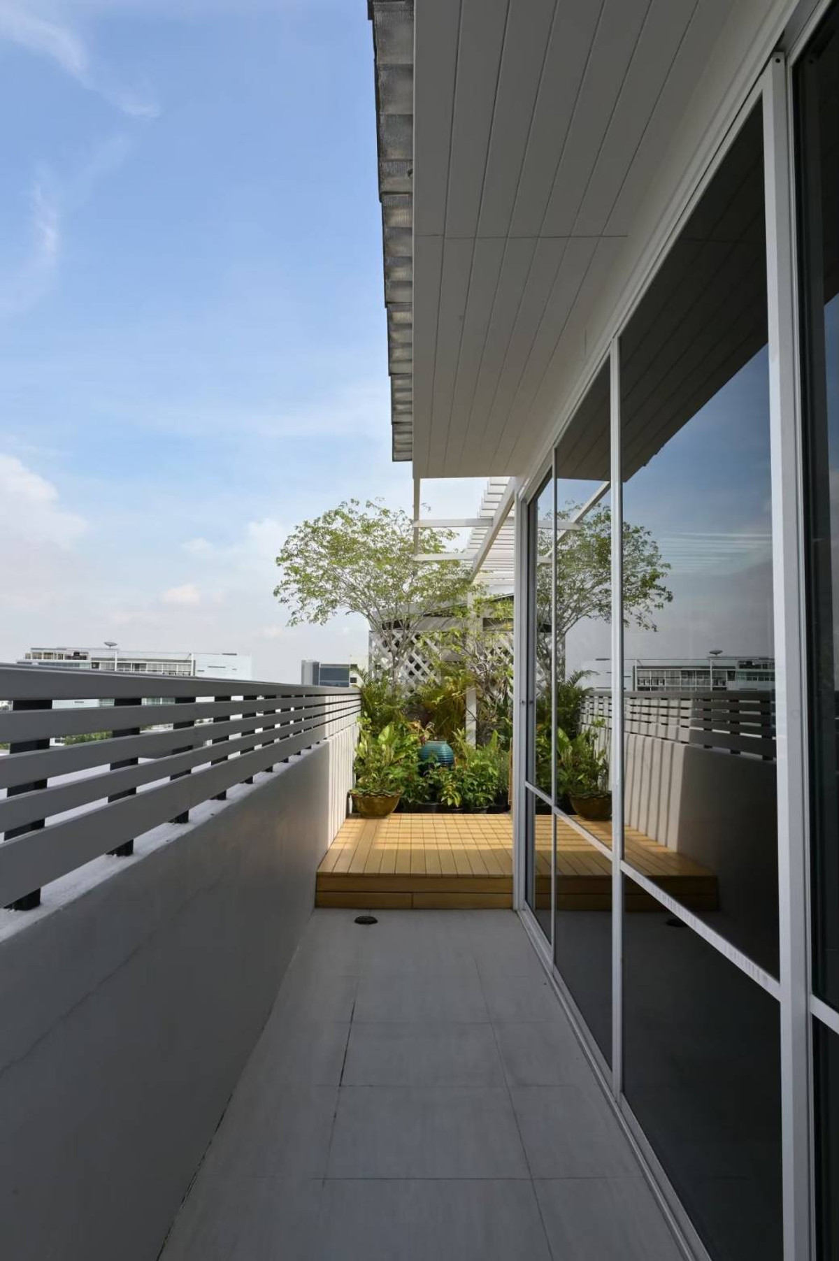 ให้เช่าโฮมออฟฟิศบางนา แบริ่ง ลาซาล : 🔥 ให้เช่า Home Office Luxury บางนา 🔥  ครบ จบ ทั้งออฟฟิศ + ที่พักในที่เดียว! พร้อมใช้งานทันที