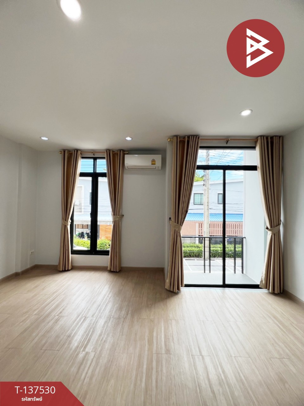 ขายทาวน์โฮมพัทยา บางแสน ชลบุรี สัตหีบ : ขายทาวน์เฮ้าส์ หมู่บ้านเดอะเซ็นทรัล3 อัสสัมชัญ-ศรีราชา (The Central3 Assumption-Sriracha) ชลบุรี