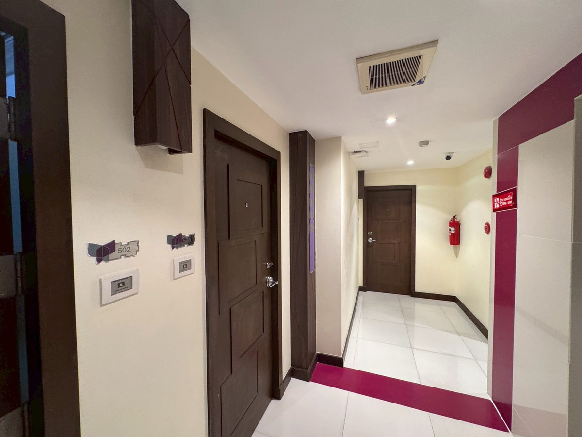 ให้เช่าอาคารพาณิชย์นานา : อาคารให้เช่าสภาพ 100% นานา ** NO CO-AGENT ** 