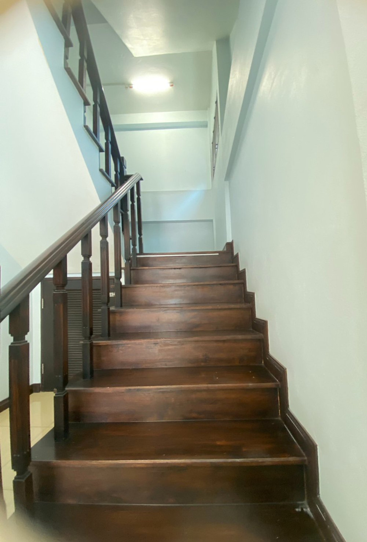 For RentOfficeVipawadee, Don Mueang, Lak Si : 🏬 Luxury Office Building for Rent 📐️Usable area 728 sqm. ✈️Close to Don Mueang International Airport 