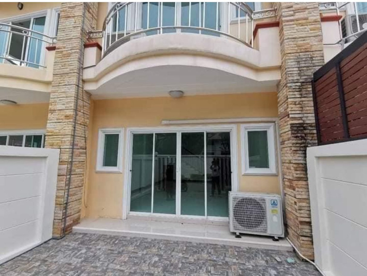 ให้เช่าลาดพร้าว101 แฮปปี้แลนด์ : #E409🎉070469 ให้เช่าบ้าน ทาวน์โฮม SVCITYHOME LADPHRAO101