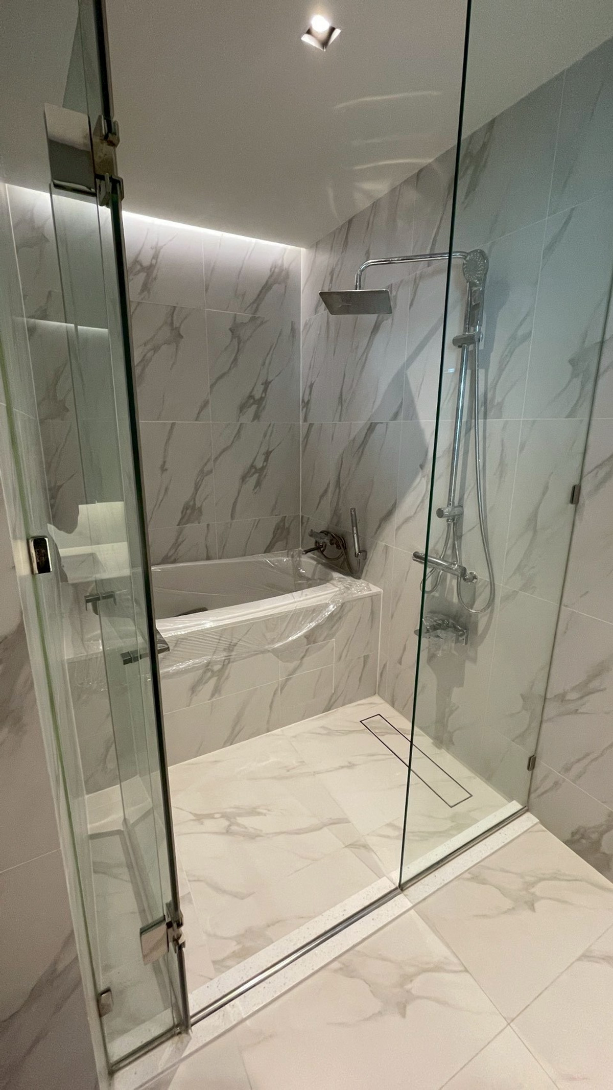 For RentCondoSukhumvit, Asoke, Thonglor : ✨ GT16262 | Empty room for rent at Chalermnit Art De Maison, convenient travel, rooms go very quickly!!