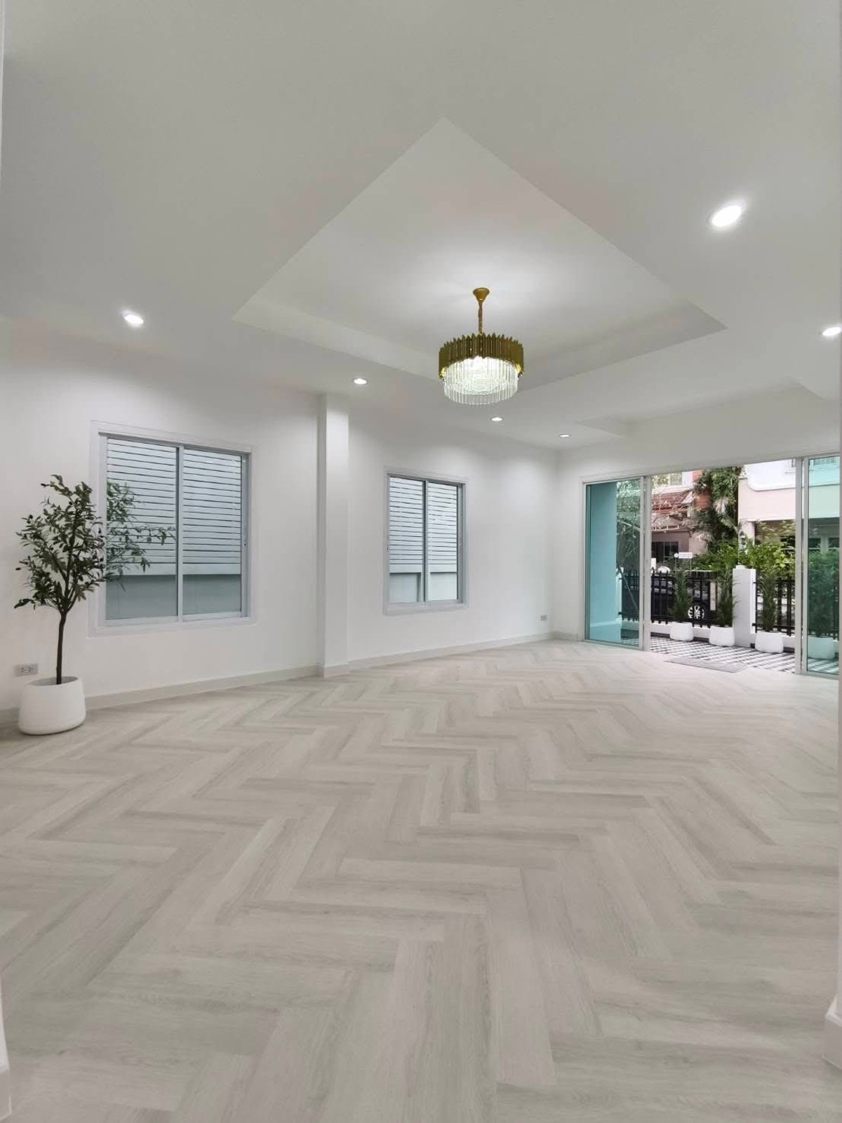 ขายบ้านลาดพร้าว101 แฮปปี้แลนด์ : หมู่บ้านวาสินี / 4 ห้องนอน (ขาย), Moo Baan Wasinee / 4 Bedrooms (FOR SALE) FAHS072