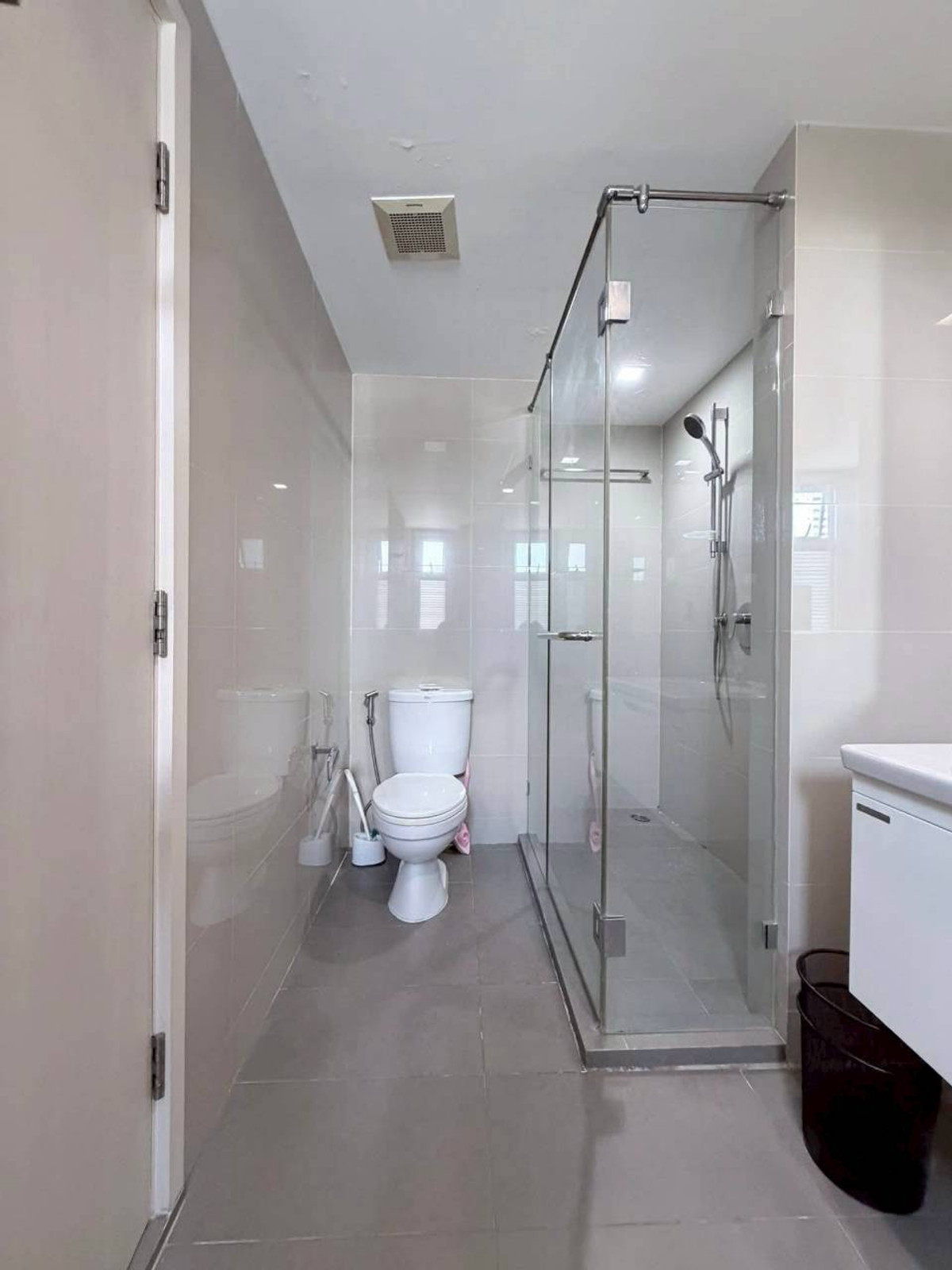 ให้เช่าคอนโดสุขุมวิท อโศก ทองหล่อ : ✅ MAETR103 ✅ Line : @p2nproperty