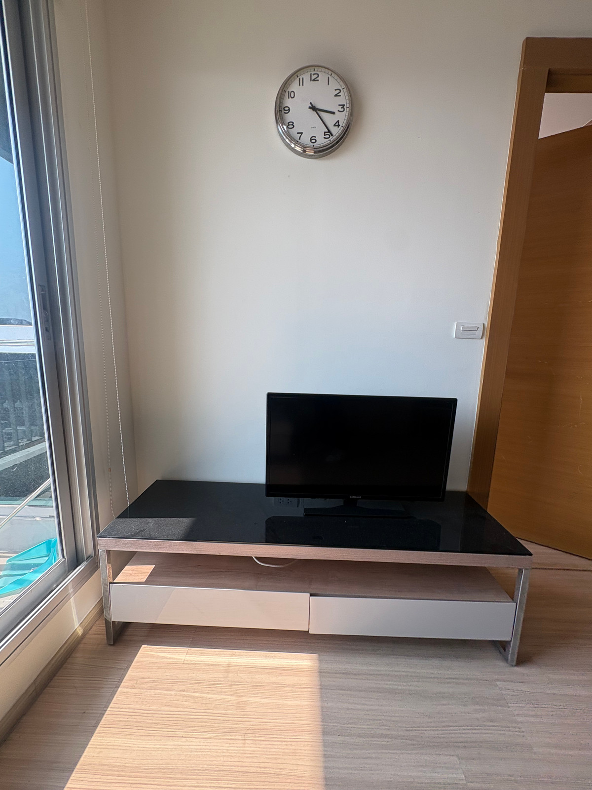 ให้เช่าคอนโดรัชดา ห้วยขวาง : 🔥ห้องสวย🔥Rhythm ratchada huaikwang 💫45 Sqm 1B1B💫22,000 บาท มีหลายห้องสนใจติดต่อนัดชม พัตเตอร์ 0928895628 line:plustor_ss